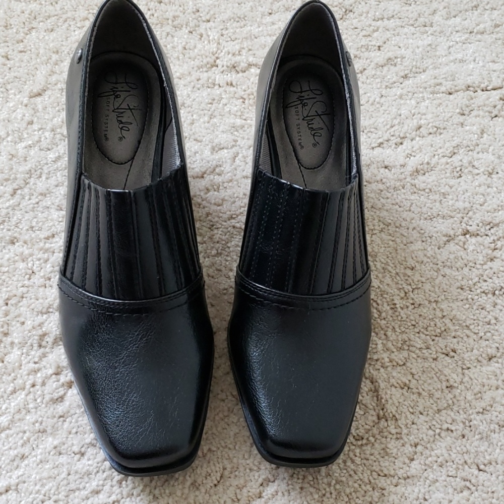 Life Stride shoes